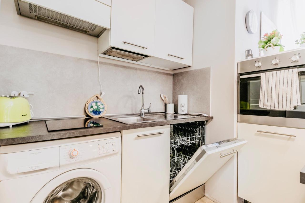 Domus Camilla Apartment Рим Екстериор снимка